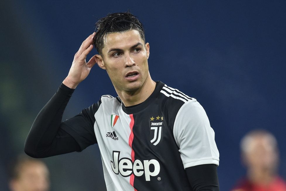 尤文失利堪忧,淘汰赛希望渐行渐远 尤文失利堪忧,淘汰赛希望渐行渐远