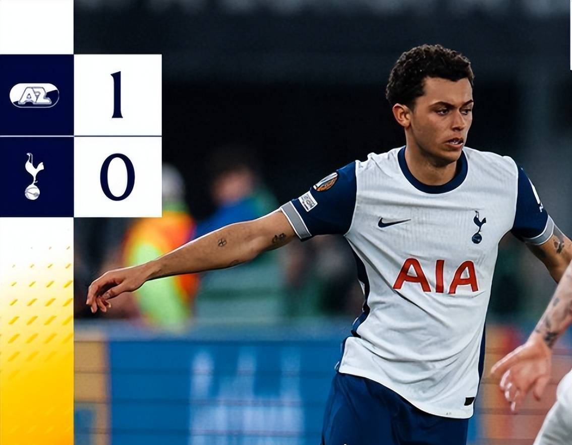 关于阿尔克马尔豪取三分，领跑荷甲的信息