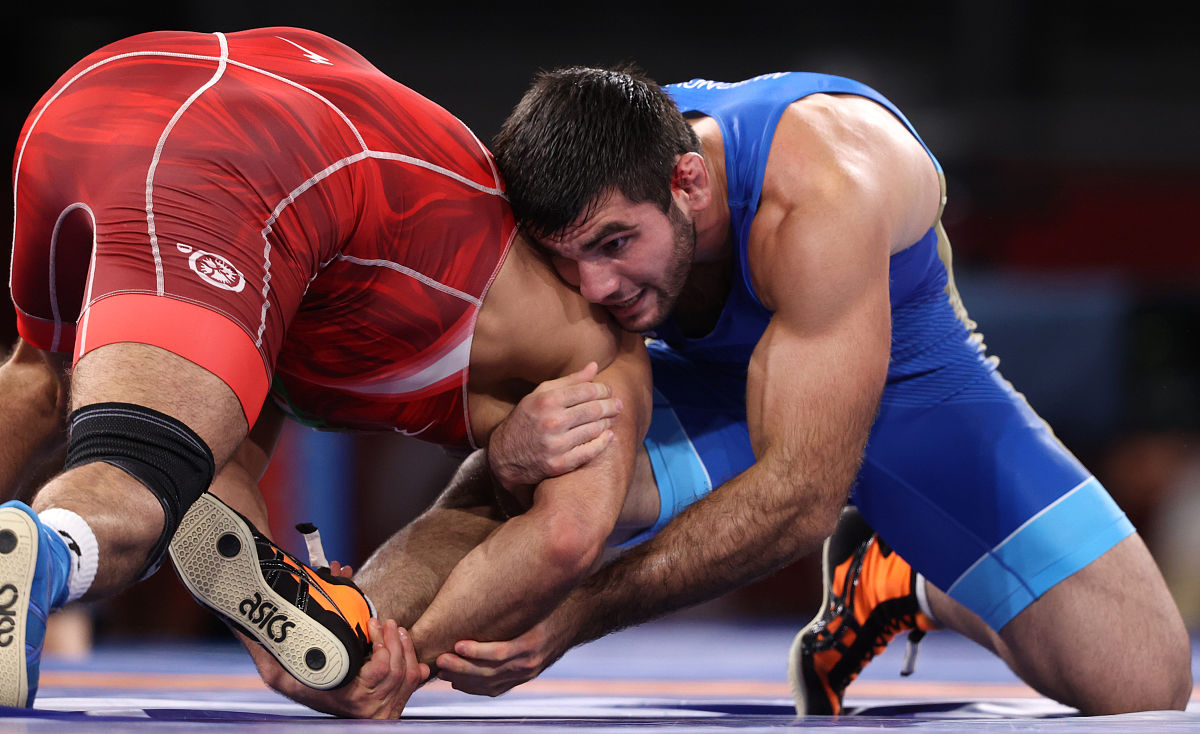 华体会官网入口-关于里昂队名宿出席比赛现场体育精神激发的信息