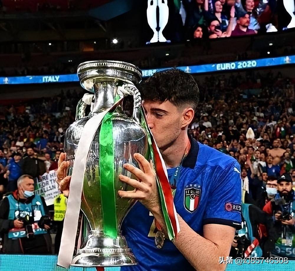 华体会app-卡利亚里磨砺团队合作,备战下赛季新赛程的简单介绍